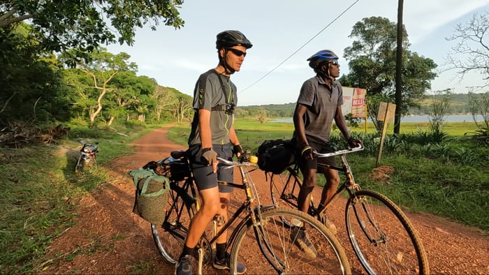 Bliver til Revision løg 1600km across Uganda on a village bike, but why? - Diary of a Muzungu -  Diary of a Muzungu