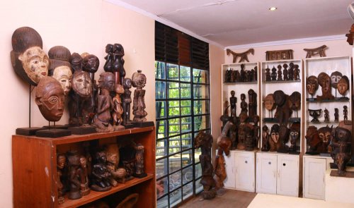 African tribal art. Gallery Antique Kampala Uganda