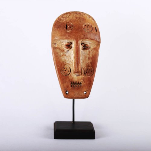 Gallery Antique Uganda tribal art. Mask. Copyright Stanley Mwaniki