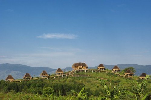 Kyaninga Lodge luxury accommodation. Fort Portal Uganda
