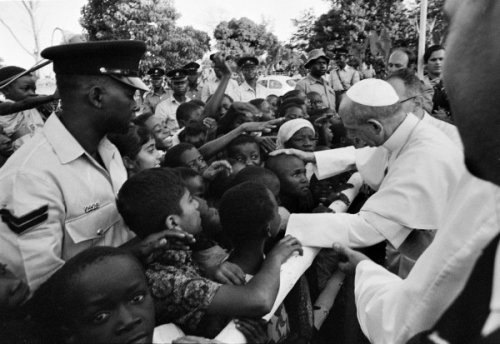 Pope Paul VI was the first Pope to visit Africa #PopeInUganda 1969 black and white photos courtesy of Uganda High Commission in MalaysiaPope Paul VI was the first Pope to visit Africa #PopeInUganda 1969