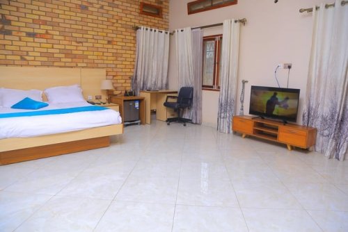 Samweb Bed and Breakfast Kampala accommodation