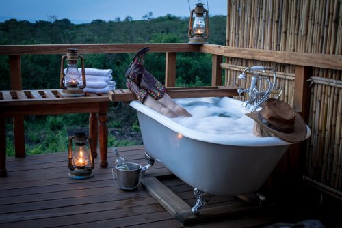 Semliki Safari Lodge Uganda outdoor bath