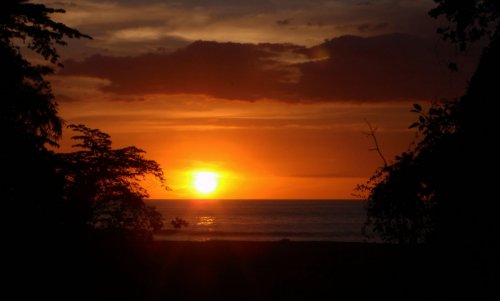 Sunset-over-the-Delta.-Nile-Safari-Lodge-Murchison-Falls-Uganda